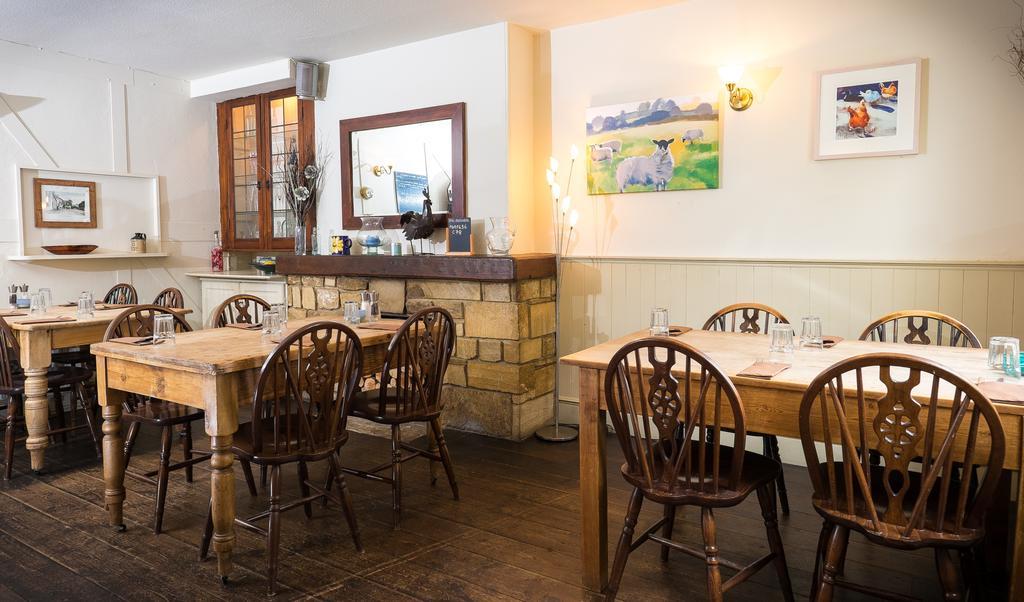 The Chetnole Inn ภายนอก รูปภาพ