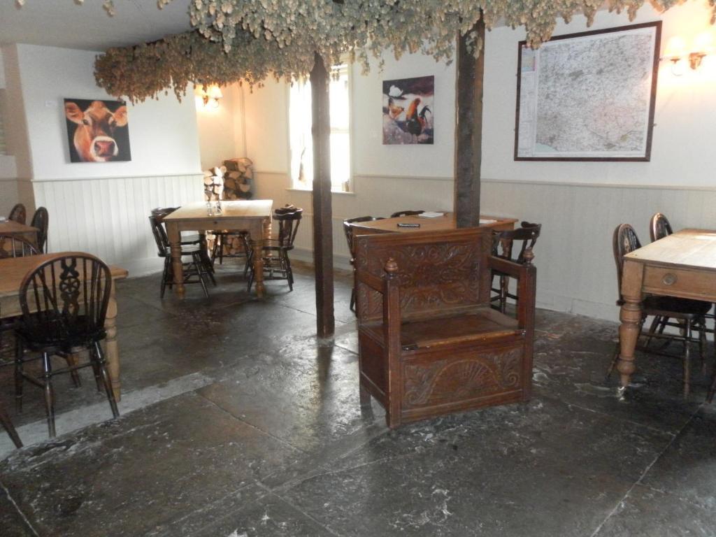 The Chetnole Inn ภายนอก รูปภาพ