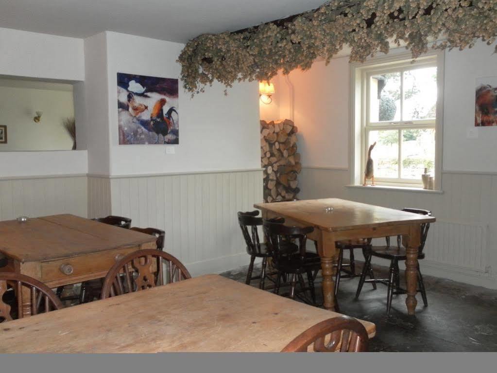 The Chetnole Inn ภายนอก รูปภาพ