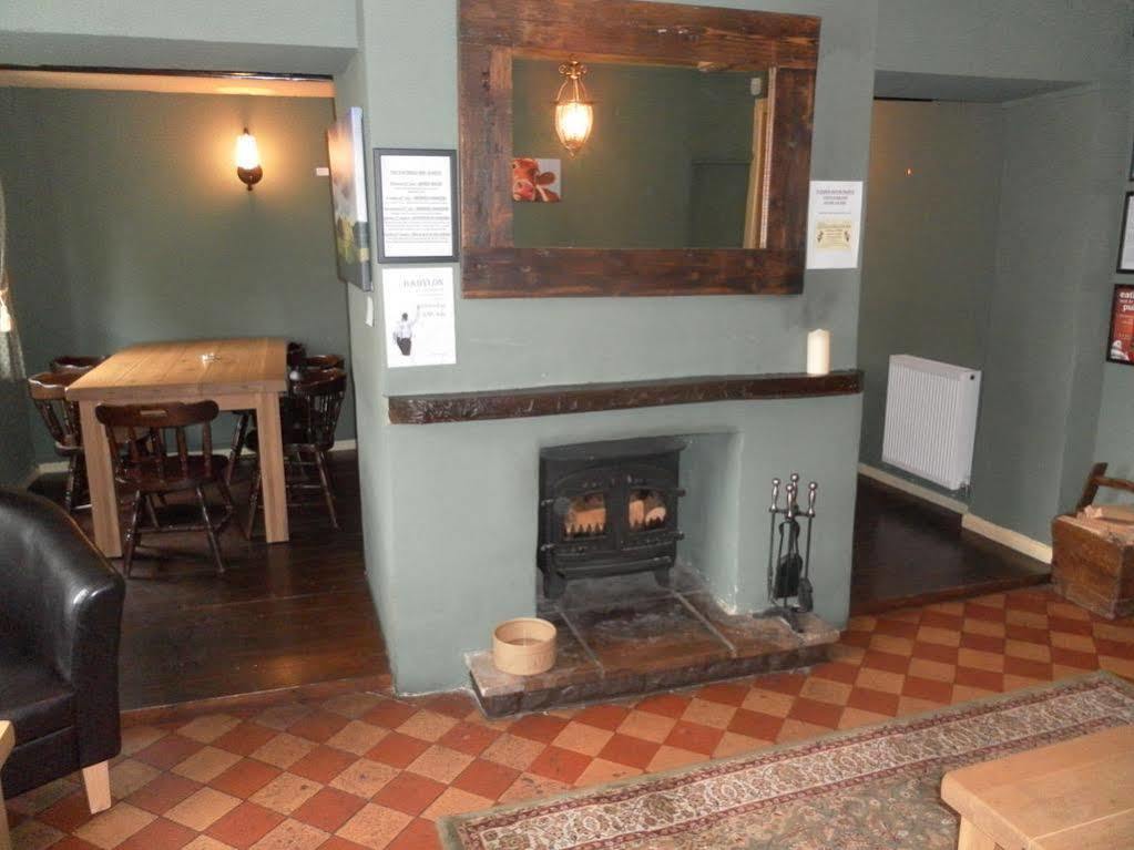 The Chetnole Inn ภายนอก รูปภาพ