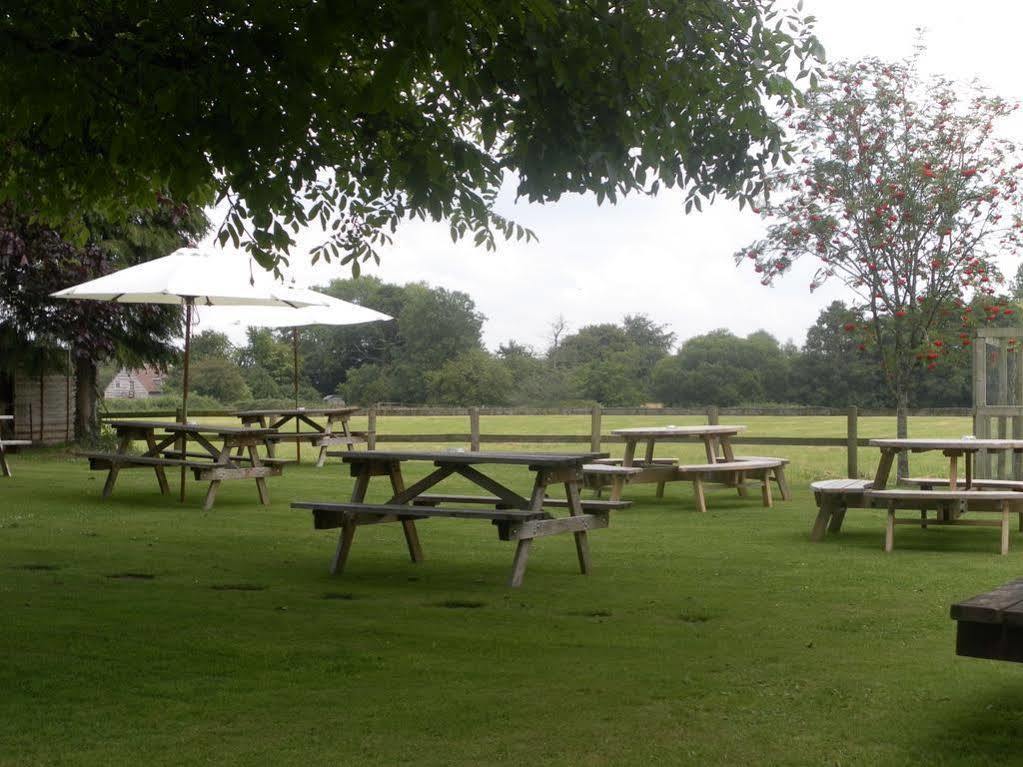 The Chetnole Inn ภายนอก รูปภาพ